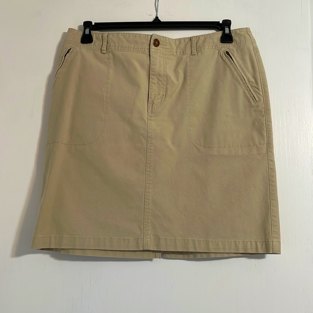 Women’s Eddie Bauer size 14 straight skirt